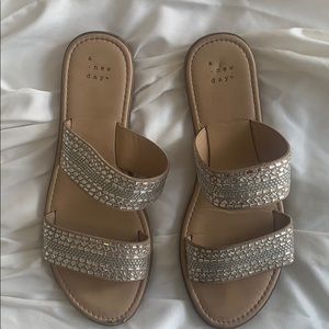Size 7.5 sandals